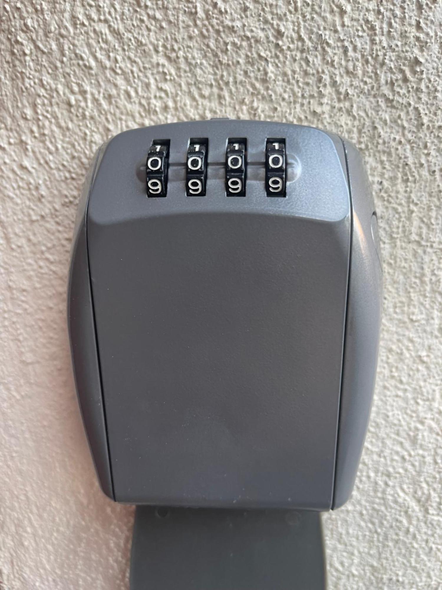 סן-אטיין 24 Chic & Cosy Grand Appart 88M2 Parking Gratuit Hypercentre Netflix מראה חיצוני תמונה